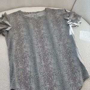 Chaser Girls Cream Leopard Print Short Sleeve Tee With Ruffled Sleeves Size 14